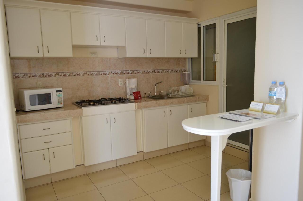 Hotel Y Suites Maria Fernanda Zitácuaro Extérieur photo